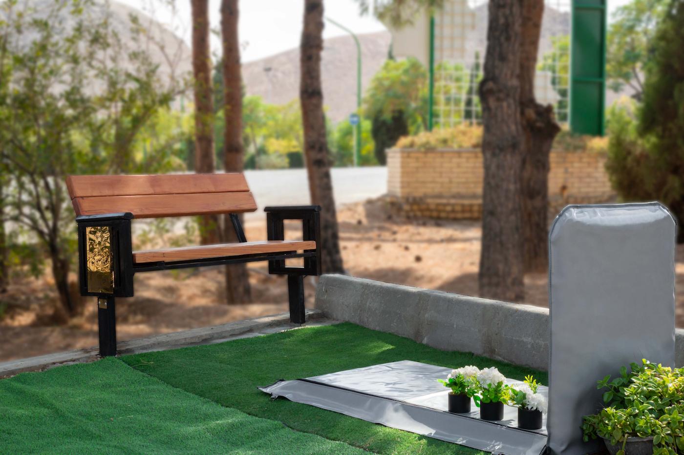 نیمکت باغ رضوان 